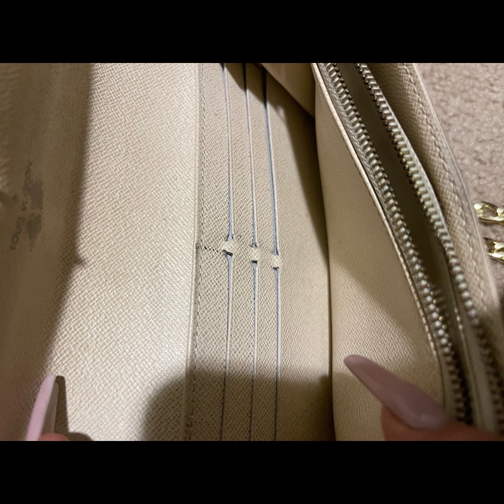 Louis Vuitton Sarah Damier crossbody - Picture 7 of 12